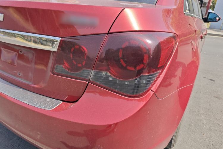 Used Chevrolet Cruze 2013 1.6L SE MT Exterior 3