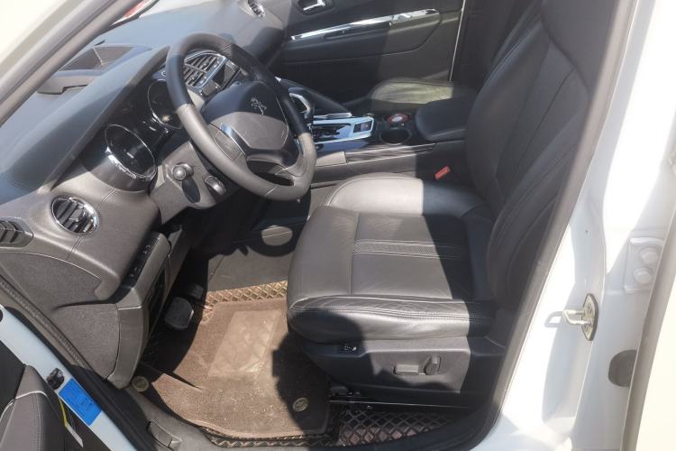 Used Peugeot 3008 2015 2.0L Automatic Trend Edition Left Front Seat