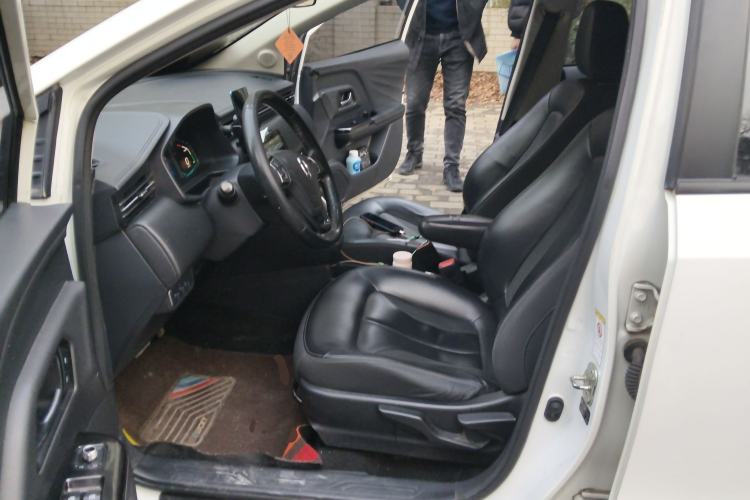 Used ORA iQ 2018 Smart Connectivity Model
