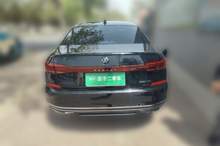 Used Volkswagen Passat 2025 Premium Version 380TSI Dragon Edition Rear