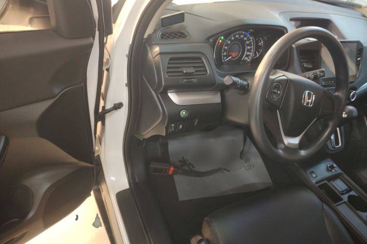 Used Honda CR-V 2016 2.0L two-wheel drive Urban Edition
