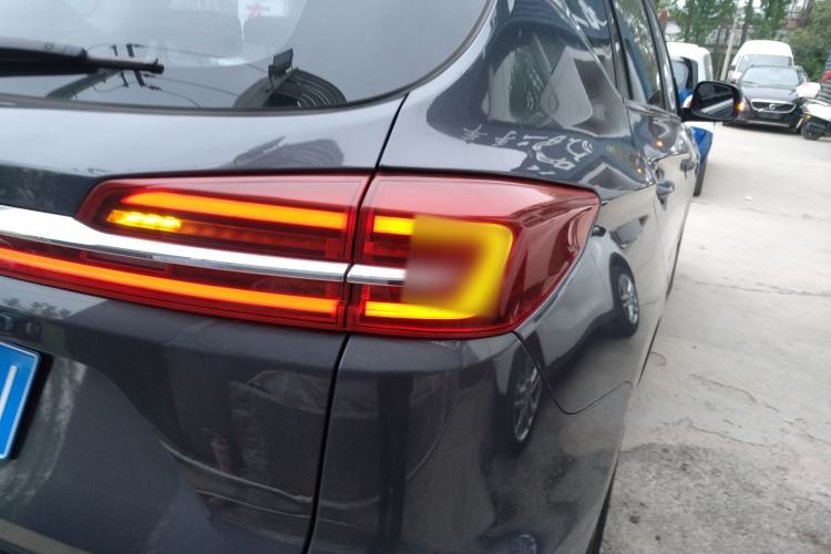 Used BYD Song 2020 Classic Edition 1.5T Automatic Elite Model Right Rear Taillight