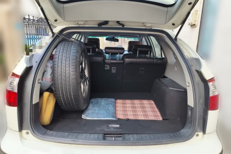 Used BYD S6 2014 2.0L Manual Luxury 5-Seater
