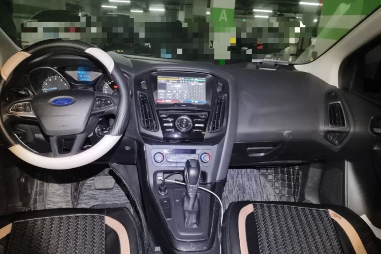 Used Ford Focus 2015 Sedan EcoBoost 125 Automatic Supreme Style Edition