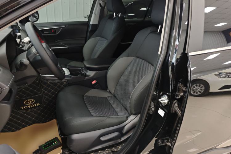 Used Toyota Wildlander 2023 2.0L CVT Two-Wheel Drive Leading Edition
