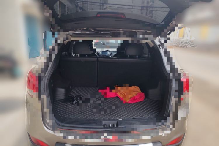 Used Hyundai ix35 2012 2.0L Automatic Two-Wheel Drive Elite Edition GLS
