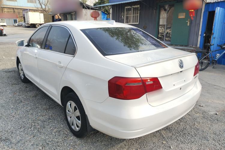 Used Volkswagen Jetta 2015 1.6L Manual Fashion Edition