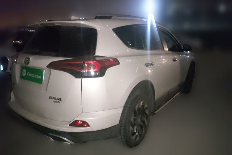 Used Toyota RAV4 2018 2.5L Automatic 4x4 Elite i Edition Rear Right 45 Deg