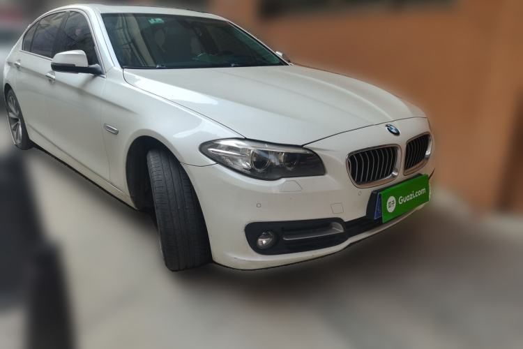 Used BMW 5 Series 2017 525Li Leading Model Front Right 45 Deg