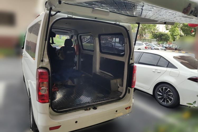 Used CHANGAN KAICHENG Ruixing EM60 2025 Model, Elite Type, 6 Seats, 300 km, Liftgate
