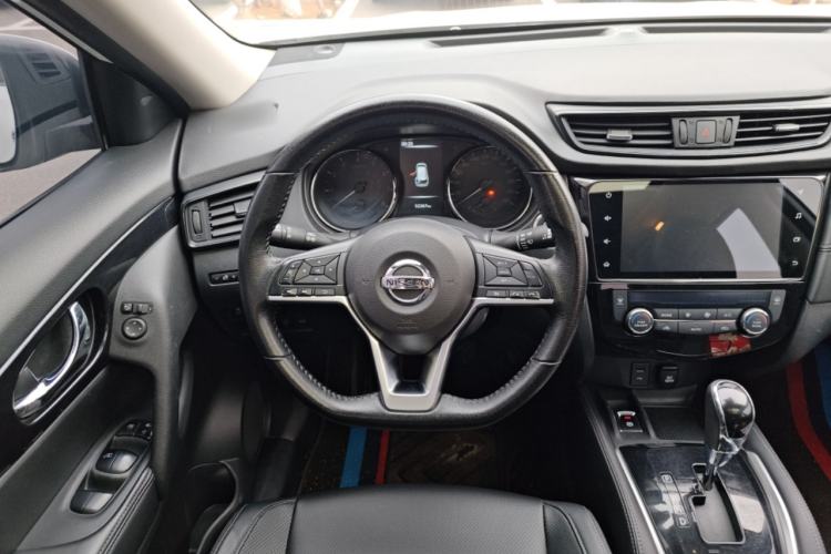 Used Nissan X-Trail 2023 Classic 2.0L Two-Wheel Drive Smart Connect Premium Edition Steering Wheel
