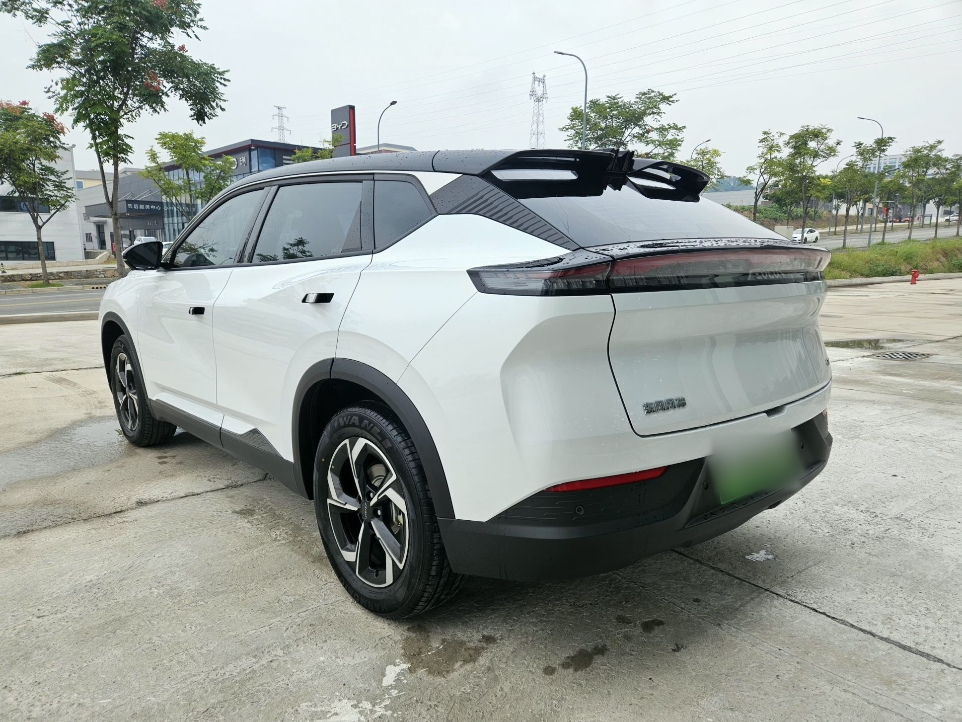 Dongfeng Aeolus L7 New Energy — снимка 16