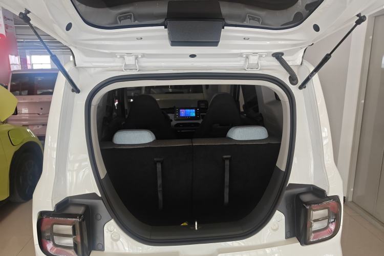 Used Geely Galaxy Panda 2024 Panda Mini 200km Endurance Bear
