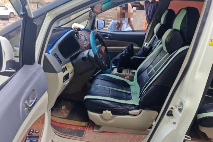 Used BYD M6 2013 2.0L Manual Comfort Edition Left Front Seat