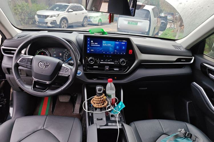 Used Toyota Highlander 2022 Dual-Engine 2.5L Four-Wheel Drive Prestige Version 7 Seats