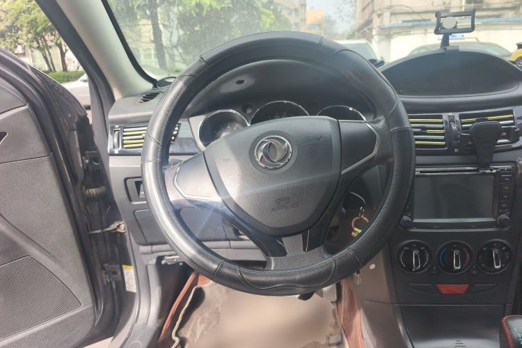 Used Dongfeng Aeolus S30 2013 1.6L Manual Dual-Fuel CNG Model