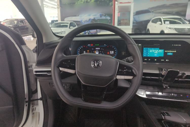 Used Changan Eado 2022 PLUS Blue Whale NE 1.4T GDI DCT Prestige Edition