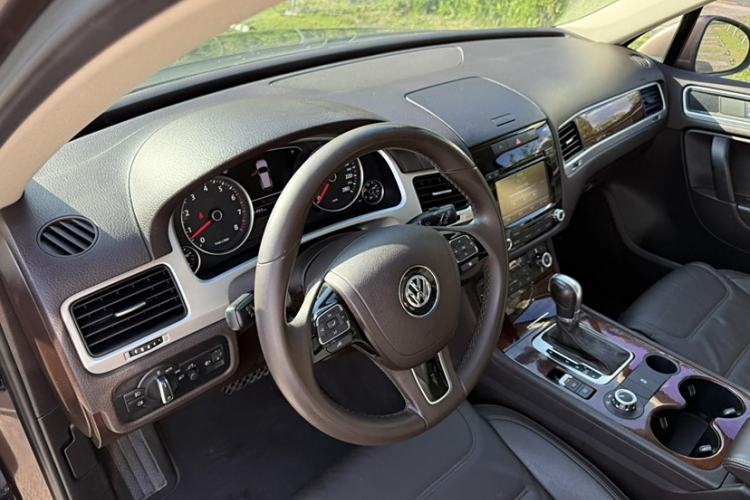 Used Volkswagen Touareg 2015 3.0 TSI Standard Model