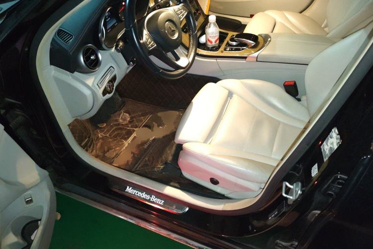 Used Mercedes-Benz C-Class 2015 C 200 L Driver Seat