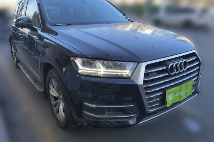 Used Audi Q7 2018 40 TFSI Comfort Model