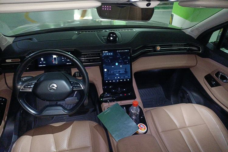 Used Nio ES8 2018 355 km Base Version 7-Seater Edition Center Console