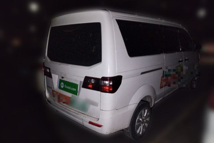 Used Jinbei Gold Hiace M Classic 2023 1.5L Engineering Lion Passenger Vehicle 5/6/7 Seats Rear Right 45 Deg