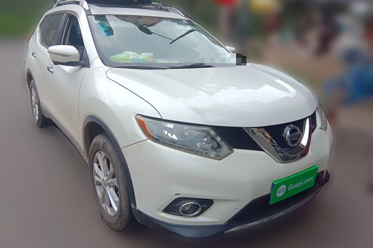 Used Nissan X-Trail 2016 2.5L CVT Sport Edition 4WD Front Right 45 Deg