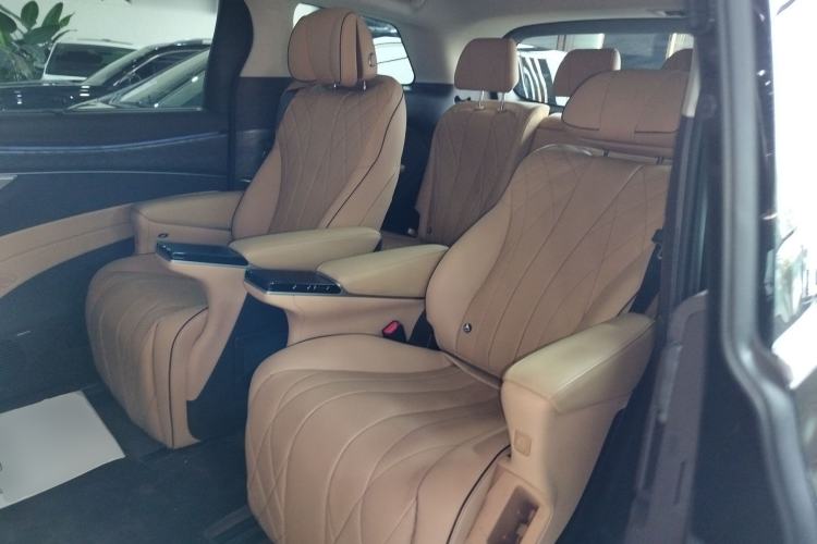 Used Denza D9 2024 DM-i 980 Four-Wheel Drive Prestige Model