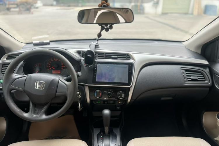 Used Honda City 2015 1.5L CVT Comfort Version
