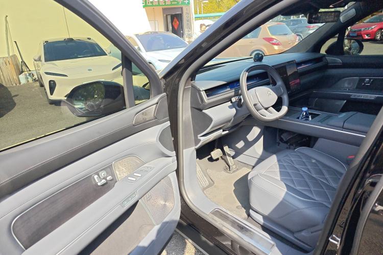 Used Nio ES8 2026 Model 6-seat Executive Luxury Edition
