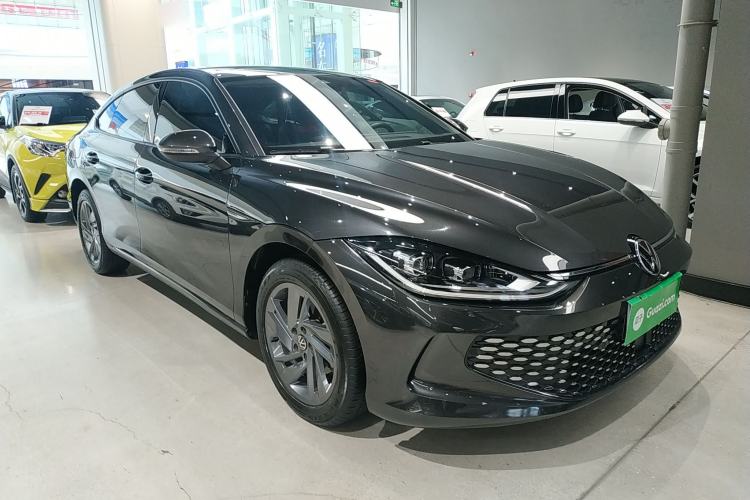 Used Volkswagen Lamando 2024 Lavida L 280TSI DSG Spicy Edition Front Right 45 Deg