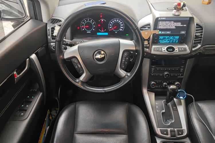 Used Chevrolet Captiva 2014 2.4L 4x4 Flagship Edition 7 Seats