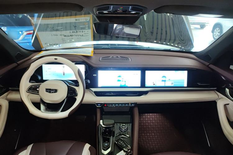 Used Geely Auto Monjaro L 2024 2.0TD High-Power Automatic Two-Wheel Drive Yunqi Version