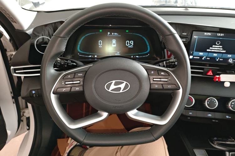 Used Hyundai Elantra 2023 1.5L CVT GLX Elite Edition
