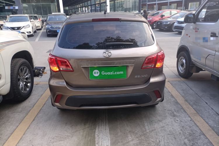 Used BAIC Senova D20 2015 Hatchback 1.5L Automatic Lotte Edition
