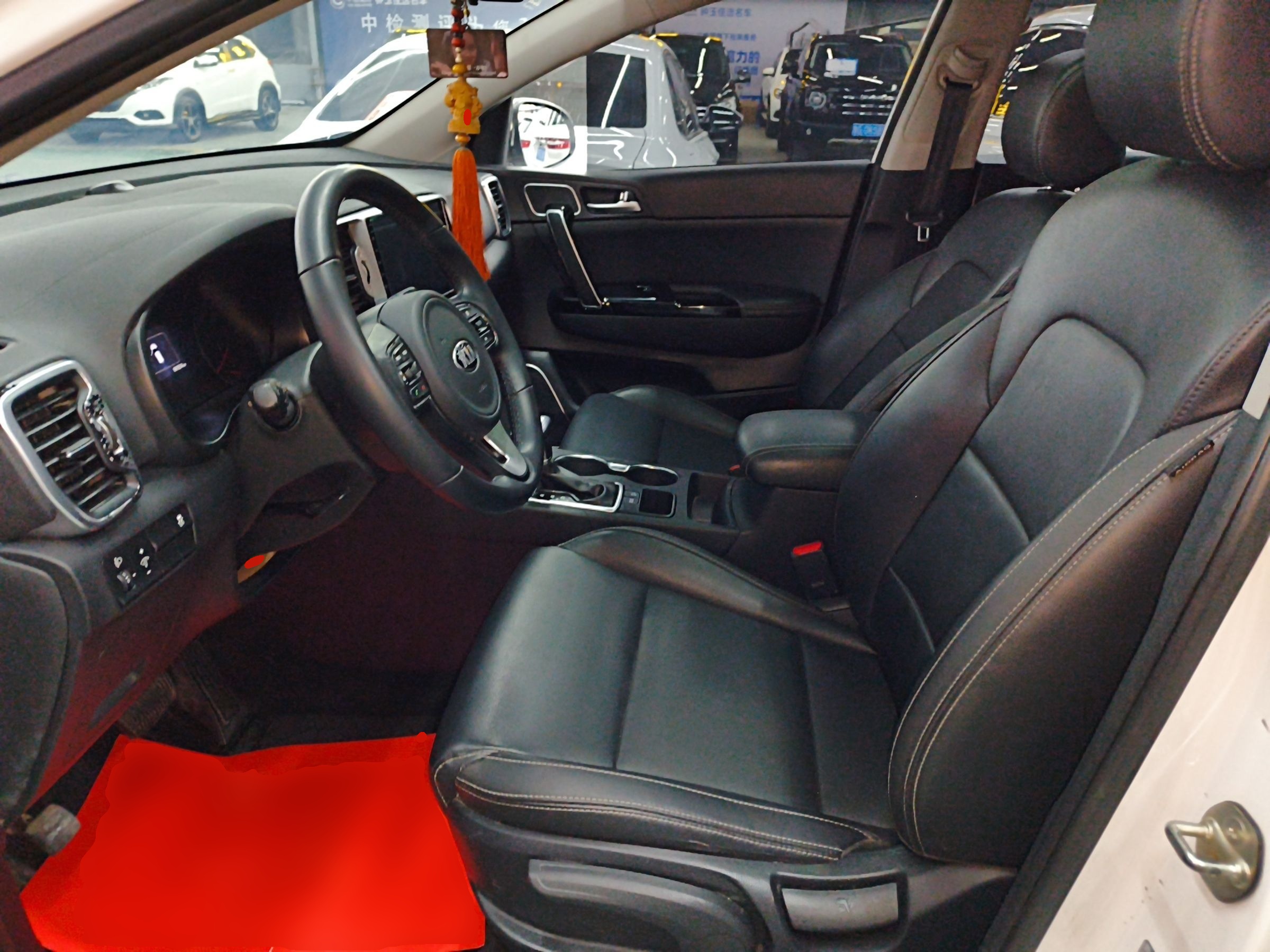 Interior delantero