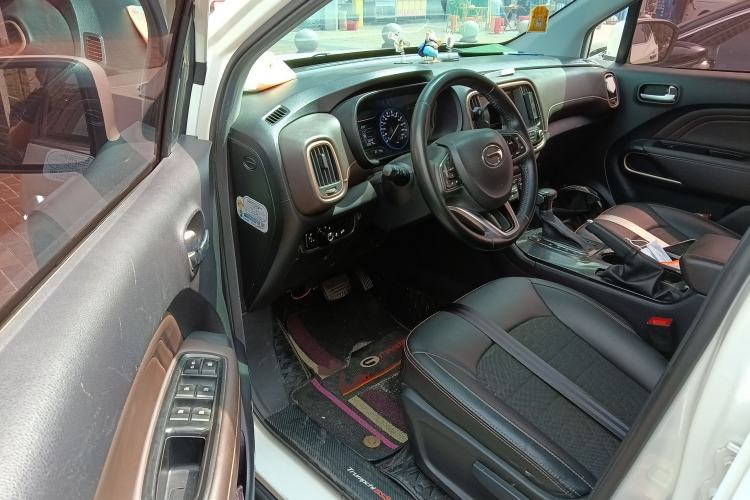 Used GAC Trumpchi GS3 2019 235T Automatic Elite Edition Driver Seat