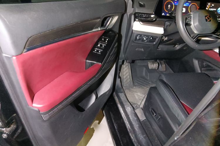 Used SOL QX 2021 300T DCT Prestige Smart Connectivity Version
