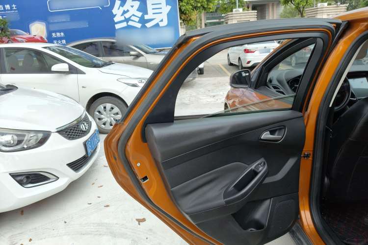 Used Ford Focus 2015 Hatchback 1.6L Automatic Comfort Model
