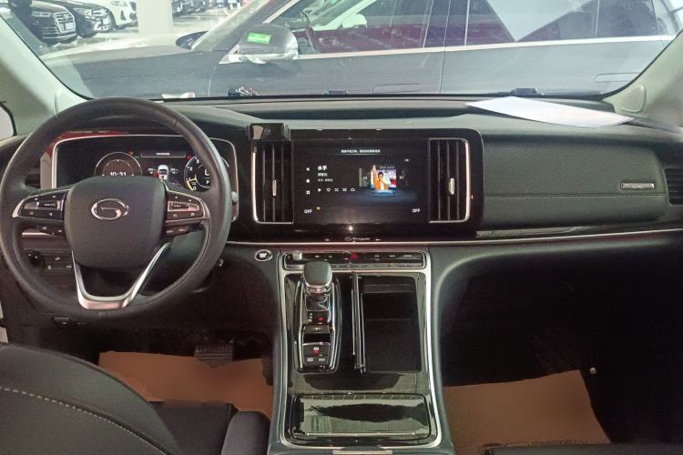 Used GAC Trumpchi M8 2023 Lingxiu Series 390T Prestige Edition
