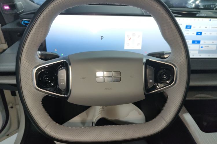 Used Geely Galaxy E8 2024 665 km Range Rear-Drive Starship Long-Range Version