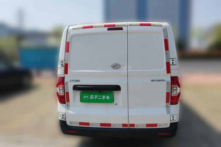 Used SAIC MAXUS EV30 2022 Pure-Electric Smart Logistics Expert with Long Wheelbase Guoxuan
