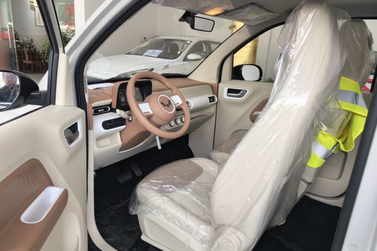 Used Wuling Hongguang MINIEV 2024 3rd Generation 215km Youth Edition
