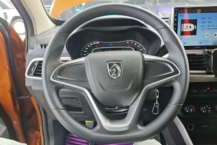 Used Baojun 510 2017 1.5L manual Comfort trim
