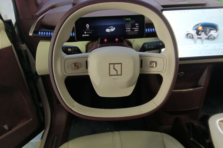 Used Zeekr X 2025 Four-Seater Rear-Drive Cube Version Steering Wheel