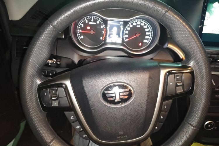 Used Bestune X80 2017 2.0L Automatic Elite Edition
