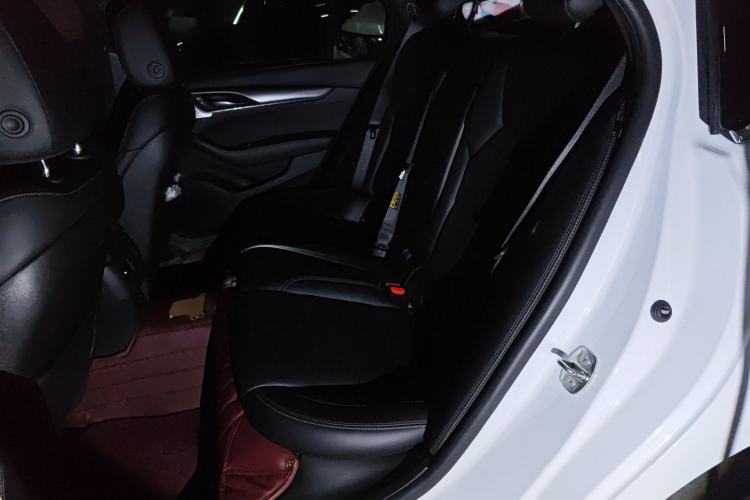 Used Cadillac CT5 2021 Revised 28T Luxury Version Left Rear Seat