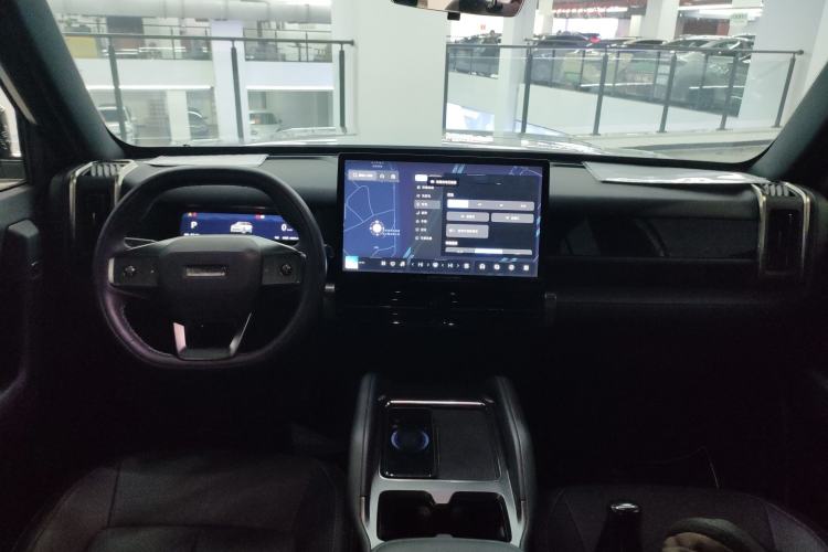 Used iCAR 03T 2024 520km Two-Wheel Drive Long-Range Version
