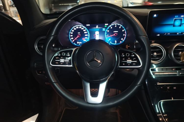 Used Mercedes-Benz GLC 2021 GLC 260 L 4MATIC Dynamic Edition Steering Wheel