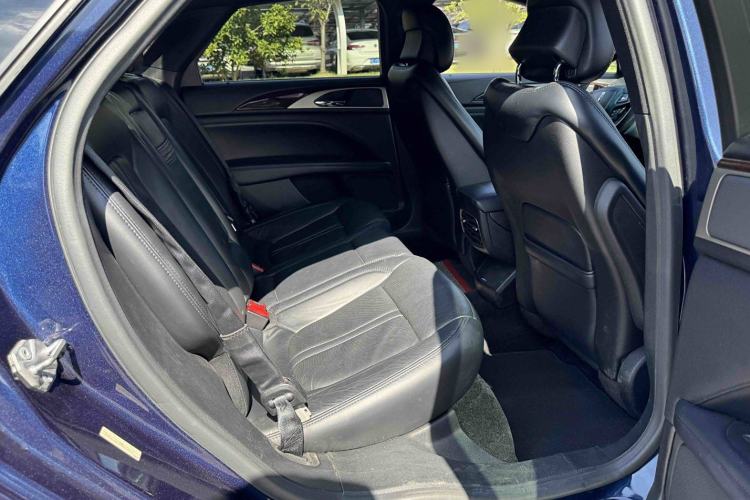 Used Lincoln MKZ 2017 2.0T Luxury Edition
